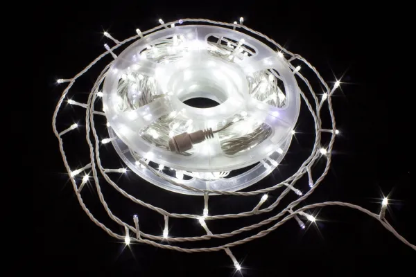 Гирлянда "Нить" ПВХ 220 В 400 LED 40 м, flash-w, провод белый, диаметр 2 мм, IP54, белый