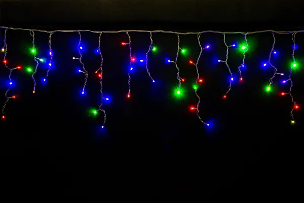 Гирлянда "Бахрома" уличная 3 м, 100 LED, постоянное свечение, провод чёрный каучук, IP65, разноцветный