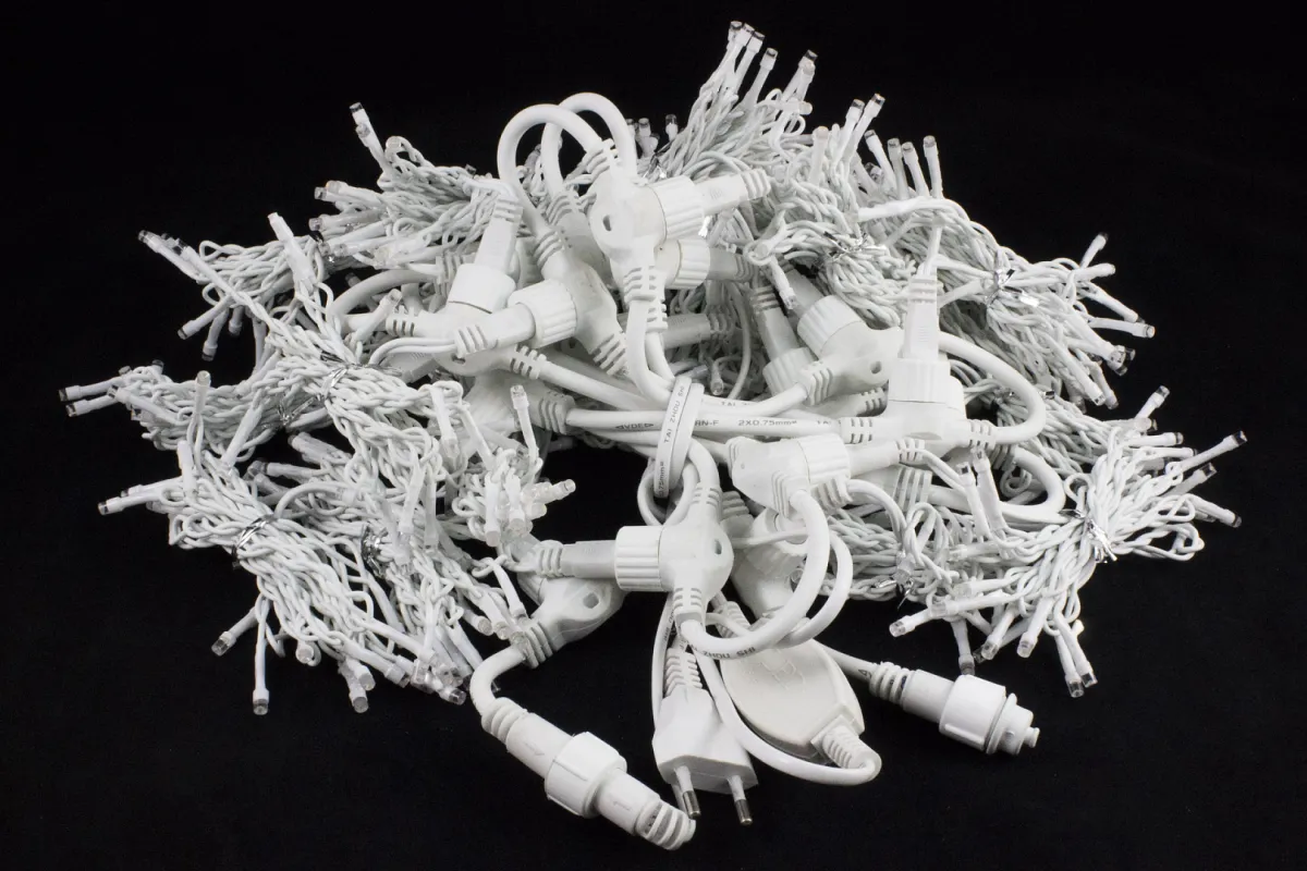 Гирлянда "Занавес (дождь)" уличная 3×2 м, 400 LED, мерцает, провод белый ПВХ, IP54, тёплый белый — фото 2