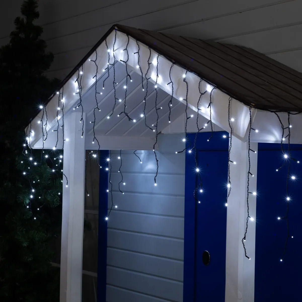 Гирлянда "Бахрома" уличная, 3х0.6 м, 160 LED, провод черный ПВХ, разноцветная
