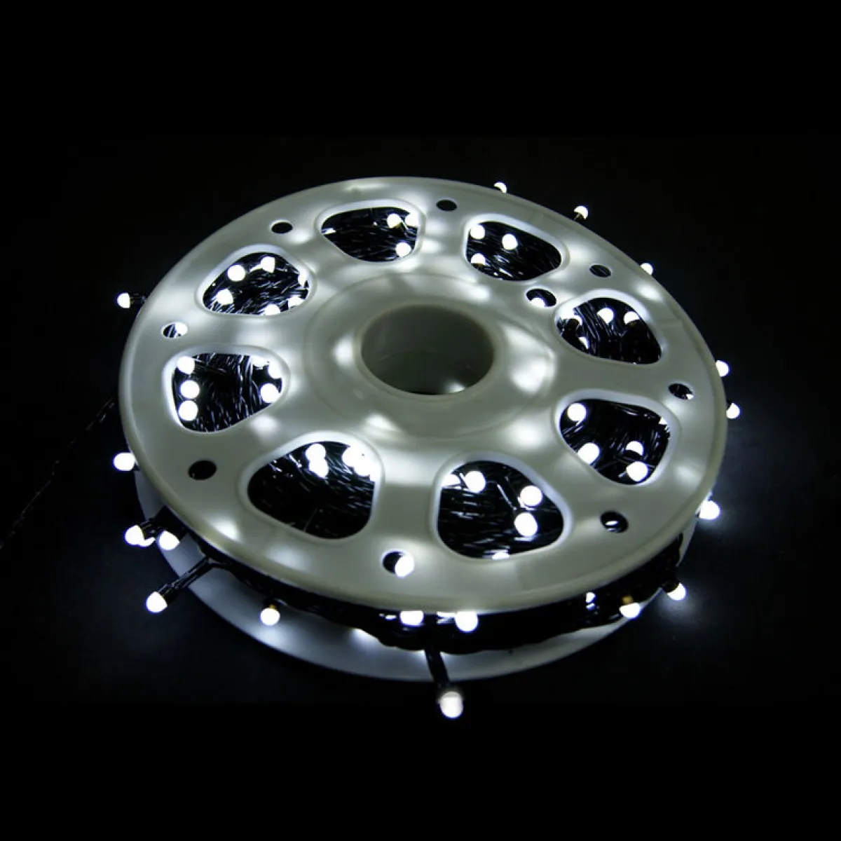 Гирлянда "Нить" уличная в бухте крупный матовый диод 50 м, 240 LED, IP44 разноцветная — фото 2