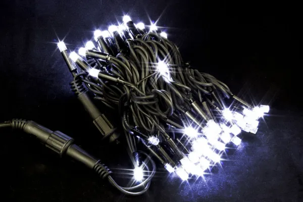 Гирлянда "Нить" уличная, 10 м, 100 LED, провод черный каучук, 220 В, стыкуется, IP65, разноцветная
