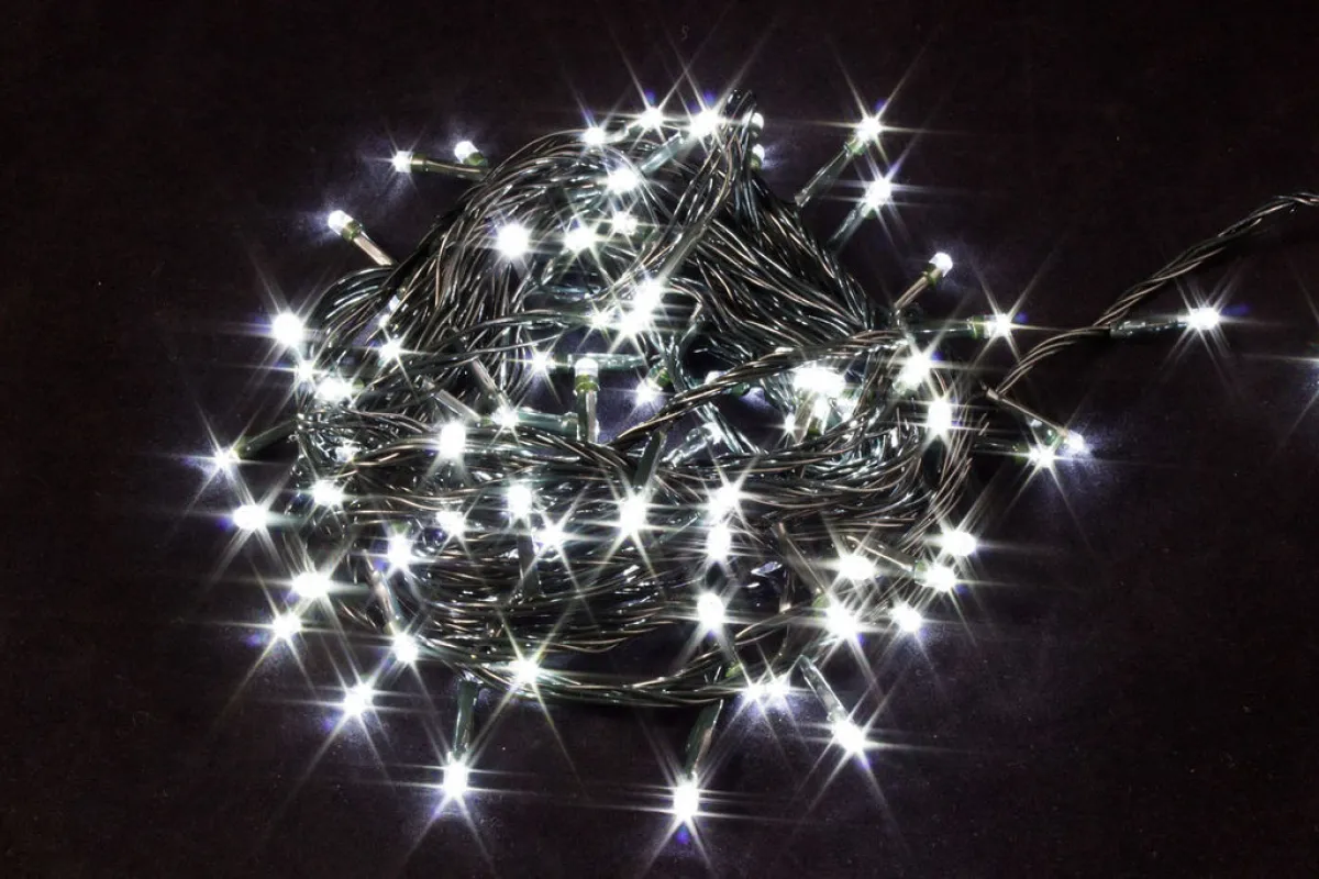 Гирлянда "Нить", 16 м, 200 LED, 220 В, 8 режимов, зеленый провод, белый