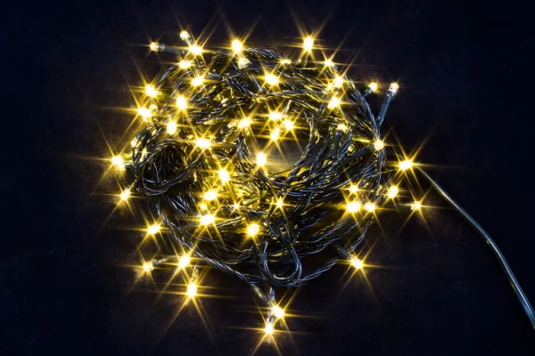 Гирлянда "Нить", 12 м, 140 LED, 220 В, 8 режимов, зеленый провод, теплый белый