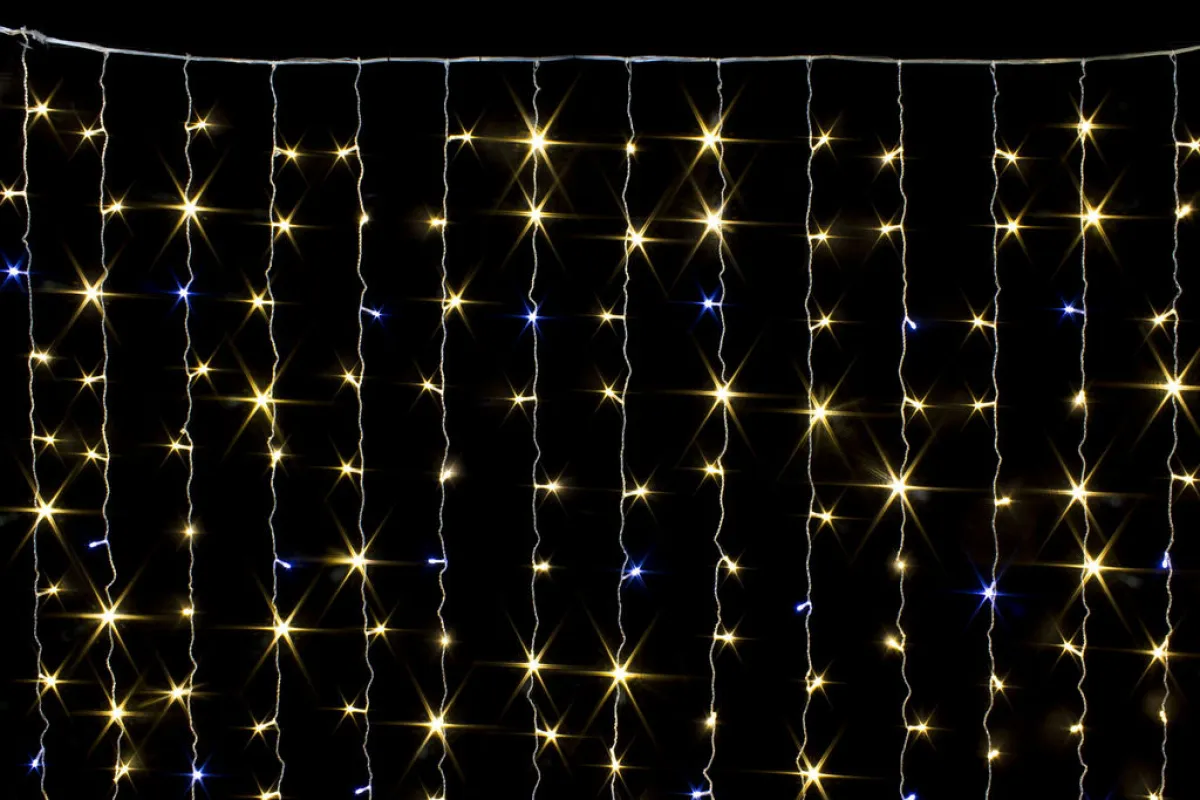 Гирлянда "Занавес (дождь)" уличная 1260 LED, 2х9 м, мерцает, IP54, тёплый белый