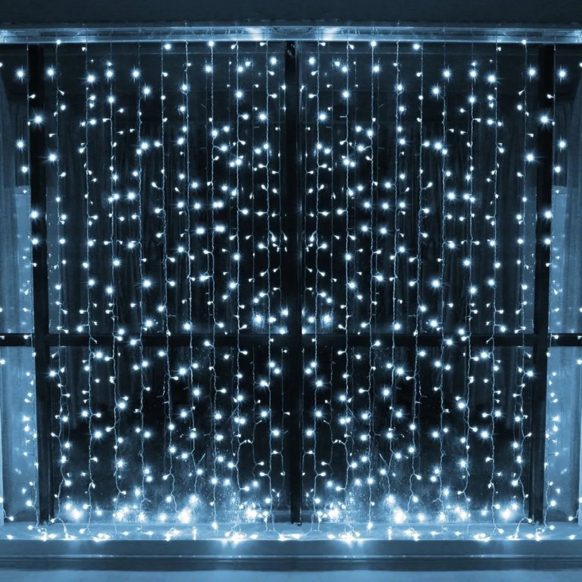 Гирлянда "Занавес (дождь)" 240 LED, 2х2 м, мерцает, разноцветная